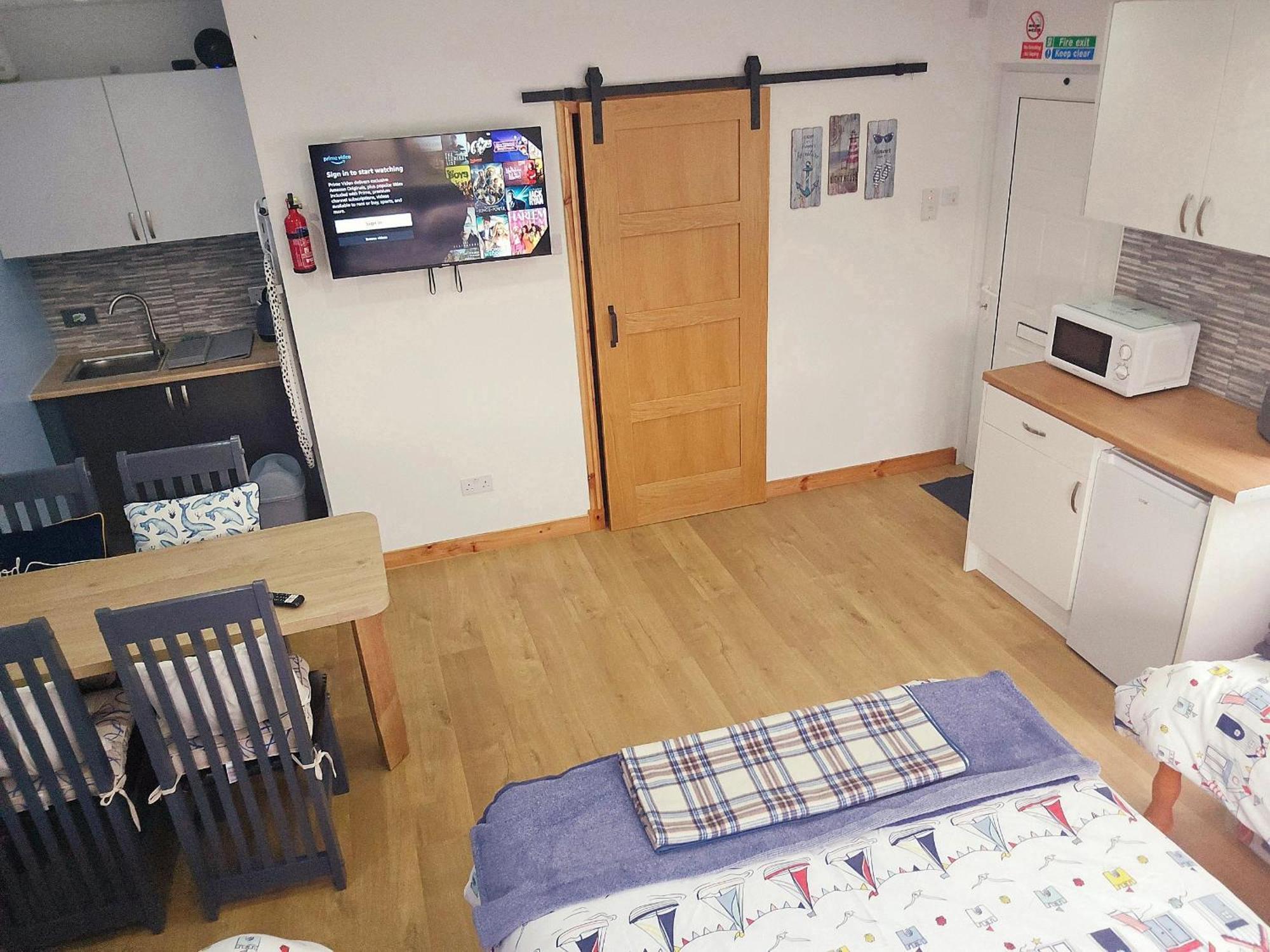 Apartment Four Winds Let *